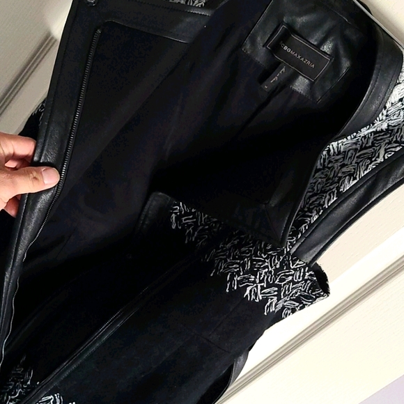 BCBG MAXAZRIA fall dress.  High end - Picture 4 of 4